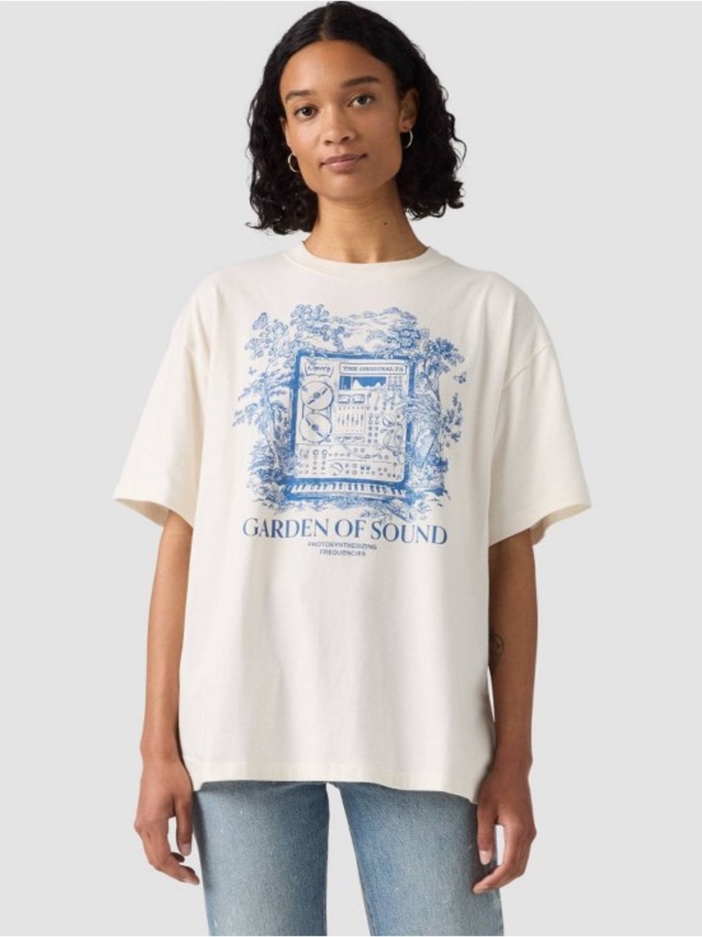 Levi’s woman’s t-shirt oversized anyday t-shirt white botanical XS